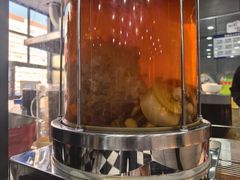 -愉肴麻辣香锅(中山路店)