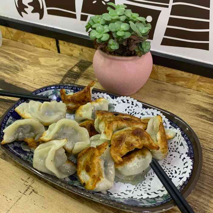 贴口福-"超级好吃的一家店,味道独特,比较有特色."-大众点评移动版