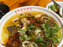 -文山荷鲜居(翠湖店)