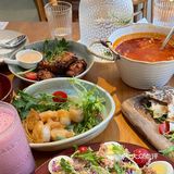 想来晒太阳的小店[加油]