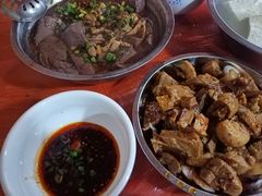 麻油鸭子-周血旺老店