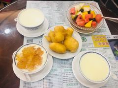 桃胶双皮奶-仁信老铺(华盖路店)