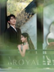 -挪娅婚纱摄影皇家会所