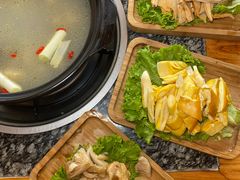 -云上珍野生菌(兴仁店)