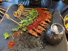 -何师烧烤Pro ·小龙虾·江湖川菜·精酿啤酒(太古里旗舰店)