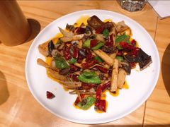 -十三式重庆江湖菜(金茂览秀城店)