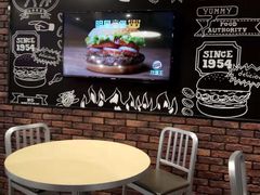 用餐区-汉堡王(大连柏威年餐厅店)