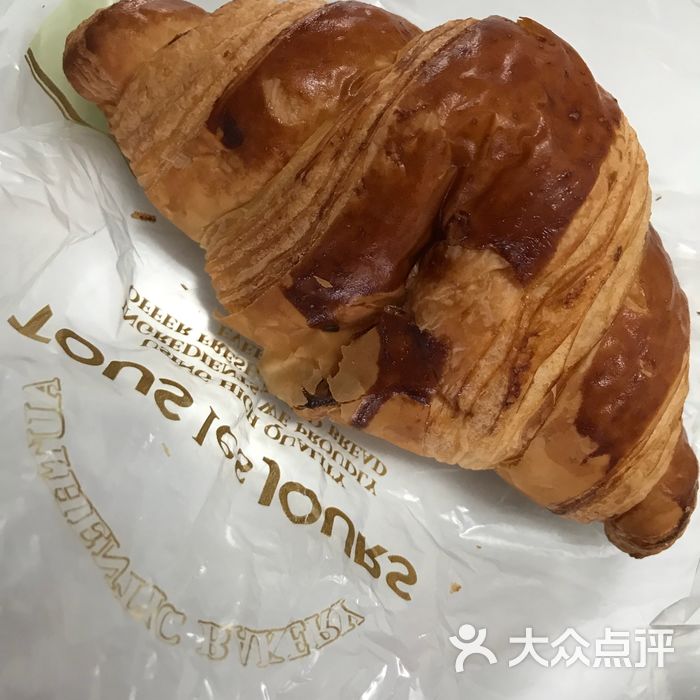 多乐之日牛角包图片-北京面包甜点-大众点评网