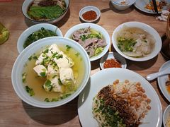 -全牛匠·乐山跷脚牛肉(新中关店)