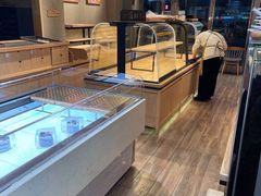 面包甜点陈列柜-东哥面包 DONCO BAKERY(万风新天地购物中心店)