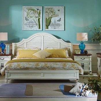 打造一个舒适的温馨角落，没有书房，书桌是不能少的