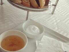 -广州塔卢特斯法国旋转餐厅