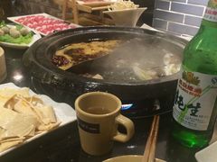 -宽板凳老灶火锅(簋街店)