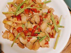干锅肥肠-爱碗亭·鲜炒湖南菜(壹城中心店)