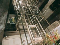 -穹六人间 people 6(岳阳路店)