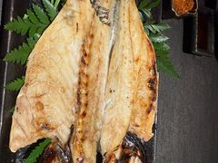 -铭牛烧肉·和牛海鲜自助(高新月牙湖店)