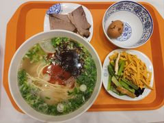 -德元兰州纯汤牛肉面(龙阳路店)