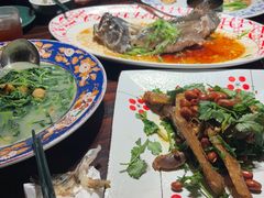 -粤·向群饭店(麓景路店)