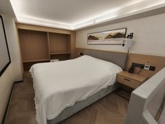 -铂顿国际公寓(广州长隆野生动物世界店)