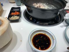 -东椰·海南椰子鸡火锅(朝阳门店)