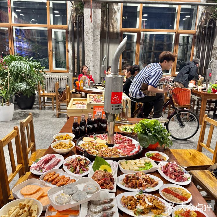 哈尔滨这烤肉店！！真让我开了眼了！