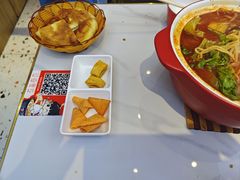 -沁麦源过桥米线(总店)
