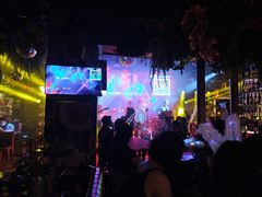 -胡桃里乐队酒馆