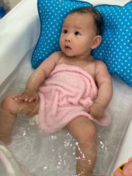 -Pony Baby宝尼婴幼儿游泳SPA馆