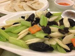 -金迎海鲜酒家(金凤凰广场店)