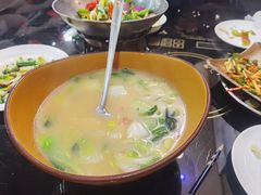 -醉美云南·云南菜主题餐厅(昆明站北京路双龙商场店)