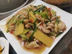 -正能量脆肉鲩火锅