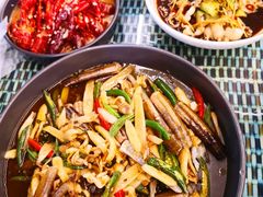 -去吃小龙虾·江湖菜·烧烤(南滨路店)
