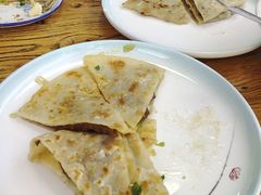 -溢心园香河肉饼总店