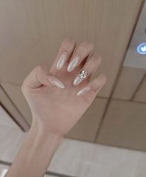 -屿晴·科技美肤SPA美甲美睫