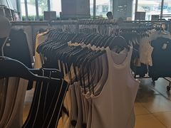 -H&M(鹏欣水游城店)