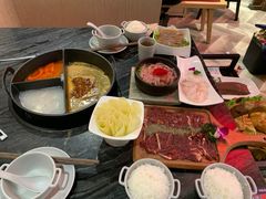 -热火朝天鲜切牛肉火锅(南强街巷店)