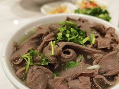 -犇逸·乐山跷脚牛肉·四川现炒(览海店)