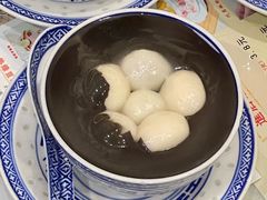 黑芝麻糊-广信牛奶甜品世家(台东店)