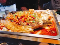 -鸣记脆皮烤鱼·海鲜烤鱼(三八广场店)