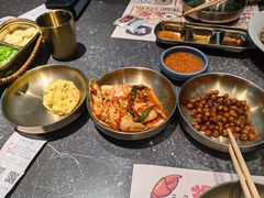 -草家酱蟹炭火烤肉店(珲春南路一店)
