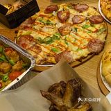 「果肉榴莲比萨」这一辈子不知道要在达美乐吃多少次披萨…