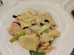 -梅园国际大酒店·自助餐厅(光明港店)