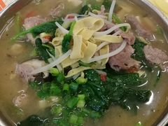 -红鼻子桂林米粉(金唐新光界店)