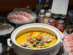-益氣煲·筒骨砂锅火锅(安吉直营店)