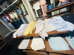 -Abercrombie&Fitch(德基广场店)
