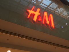 -H&M(鹏欣水游城店)