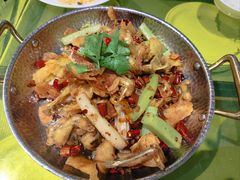 干锅牛蛙（半份）-辛香汇(飞洲店)