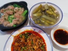-渝大厨猪耳朵(好吃街A区店)