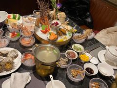 -半岛翡丽海鲜自助餐厅(观风亭店)