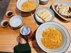 雪菜黄鱼春卷-南小蟹手工點心(三里屯店)